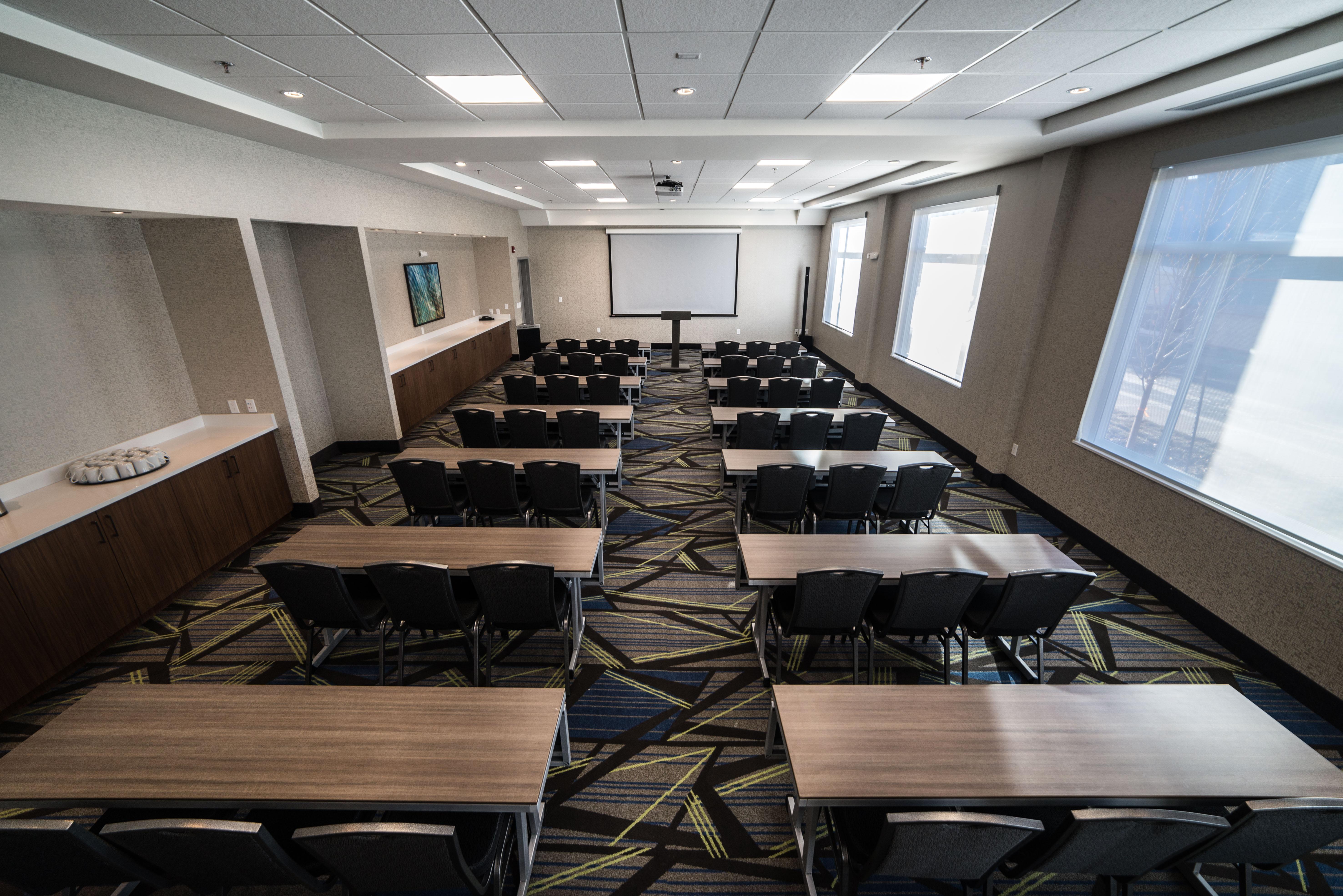 Holiday Inn Express & Suites - West Edmonton-Mall Area By Ihg Eksteriør bilde