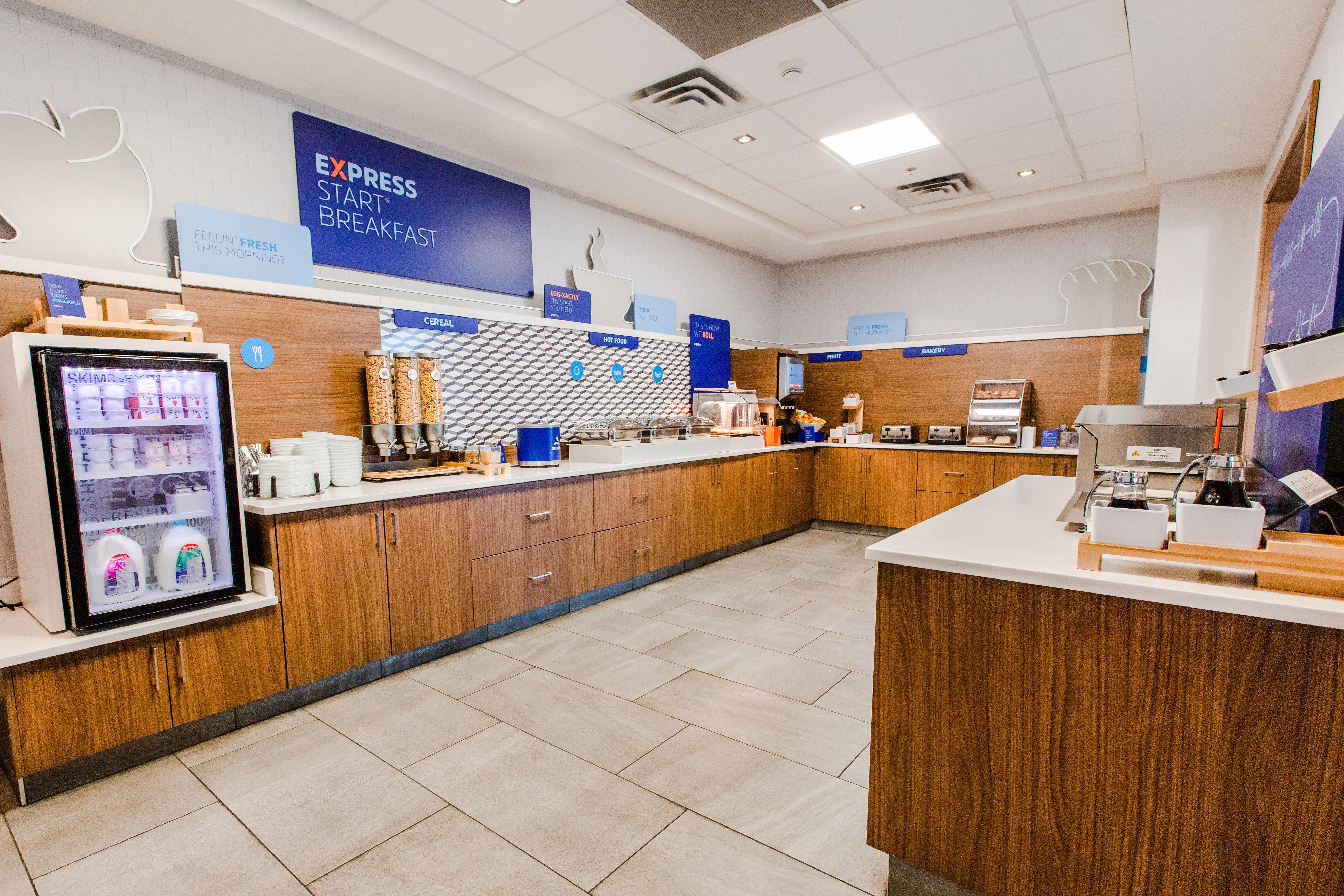 Holiday Inn Express & Suites - West Edmonton-Mall Area By Ihg Eksteriør bilde