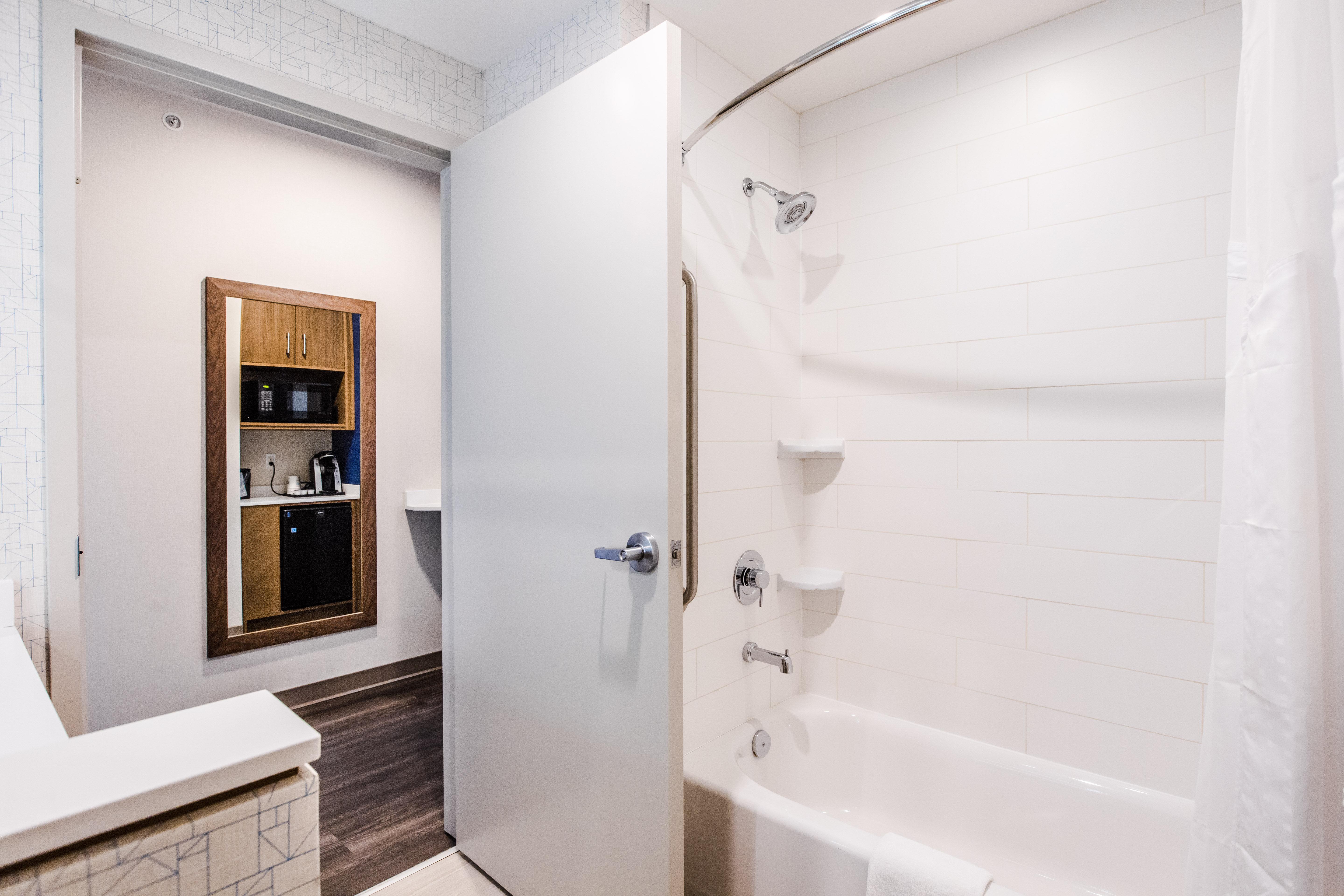 Holiday Inn Express & Suites - West Edmonton-Mall Area By Ihg Eksteriør bilde