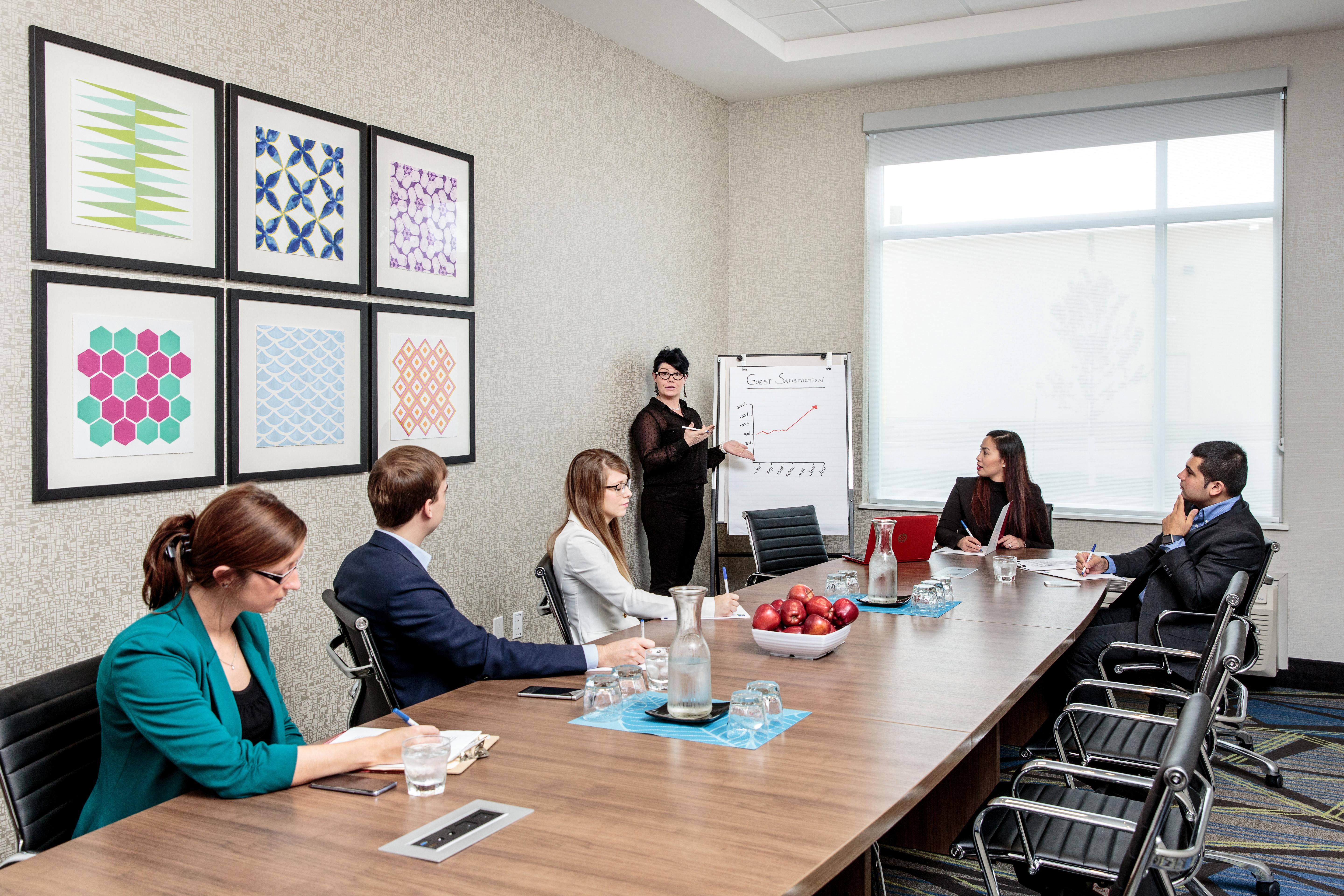 Holiday Inn Express & Suites - West Edmonton-Mall Area By Ihg Eksteriør bilde